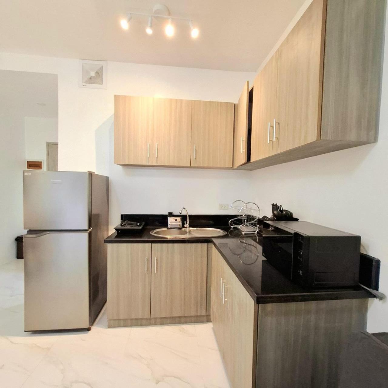 Manila Bayview Rental Eksteriør billede