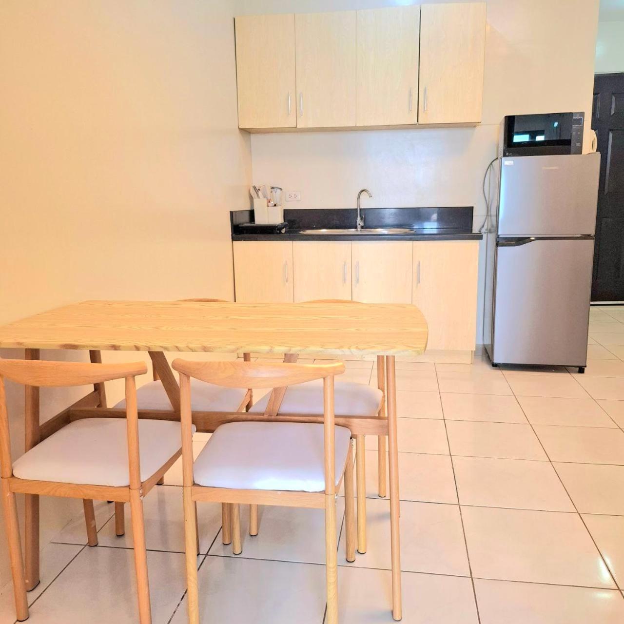 Manila Bayview Rental Eksteriør billede